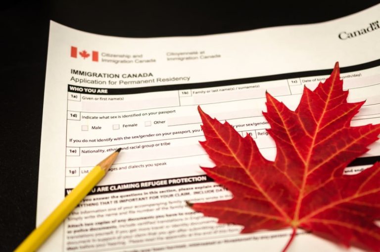 How to Apply for Canada Tourist Visa for Tourists