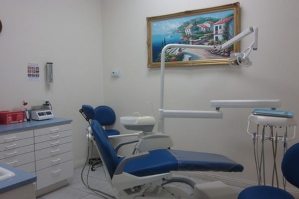 Dentist