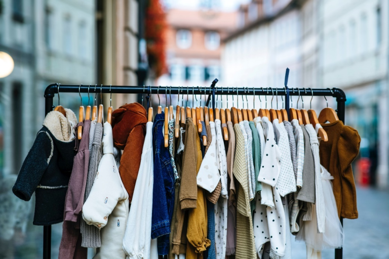 How to Build a Capsule Wardrobe: Essential Clothes for Every Season
