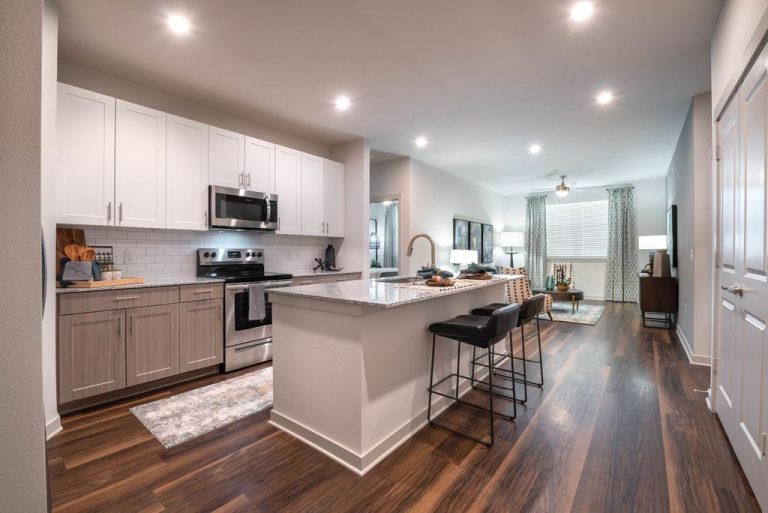 Aubrey Apartments: Modern Living in the Heart of Aubrey, Texas