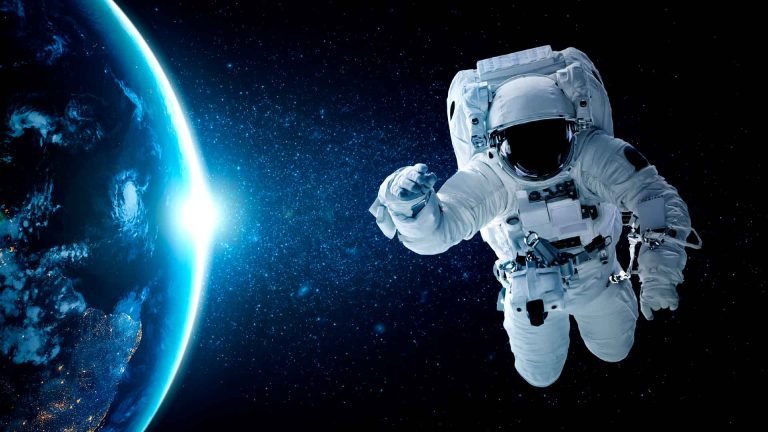 Quantum Leaps and Celestial Dreams: How Cutting-Edge Tech Is Transforming Space Science