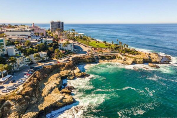 Boulevard Coast EC