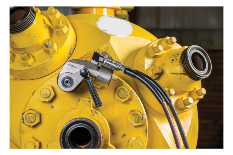 Mastering Heavy Bolting: A Complete Insight into Hydraulic Torque Technology