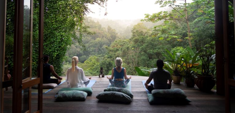 Stepping Away to Heal: A Complete Guide to Mindful Retreat Living