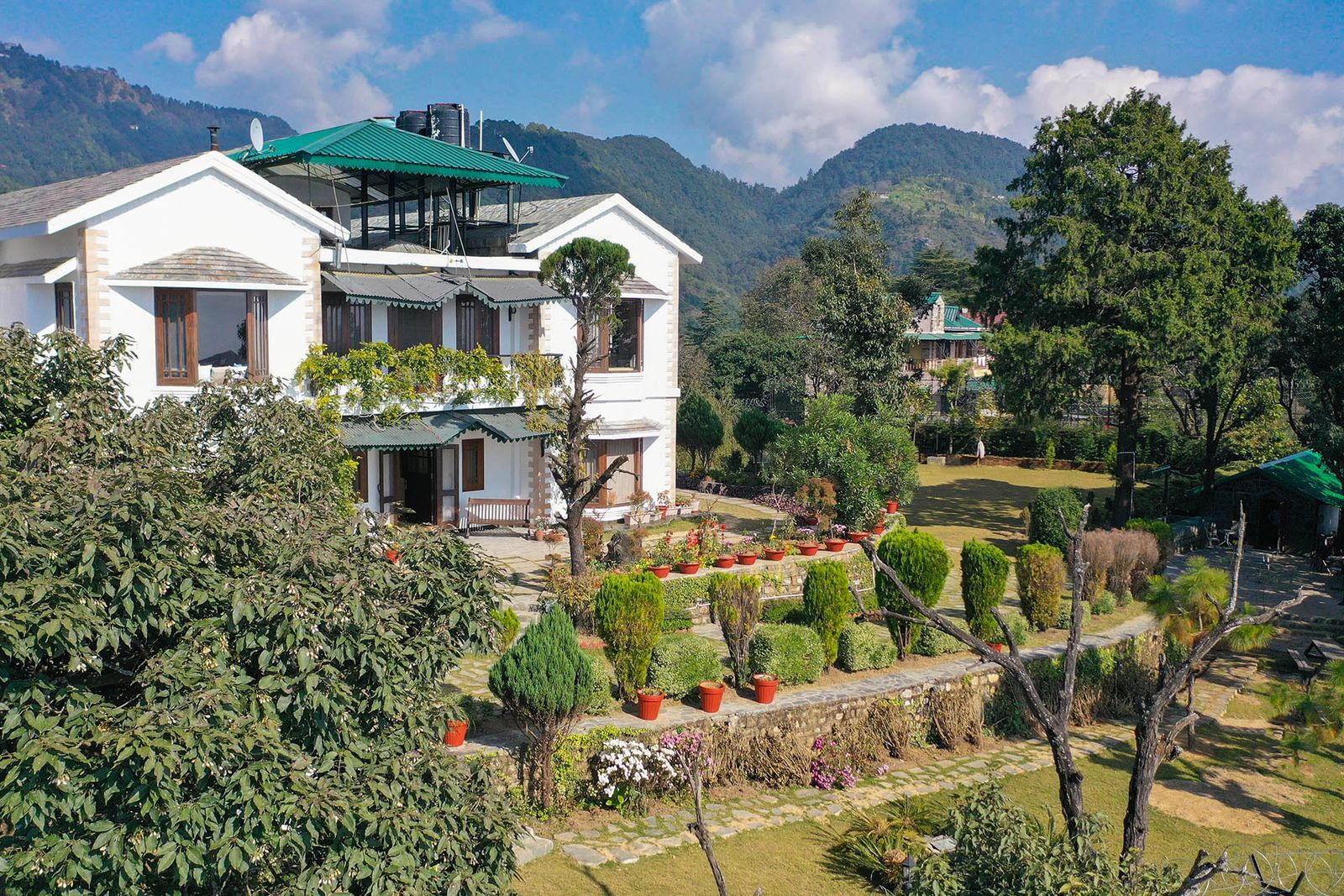 best boutique hotels in Uttarakhand
