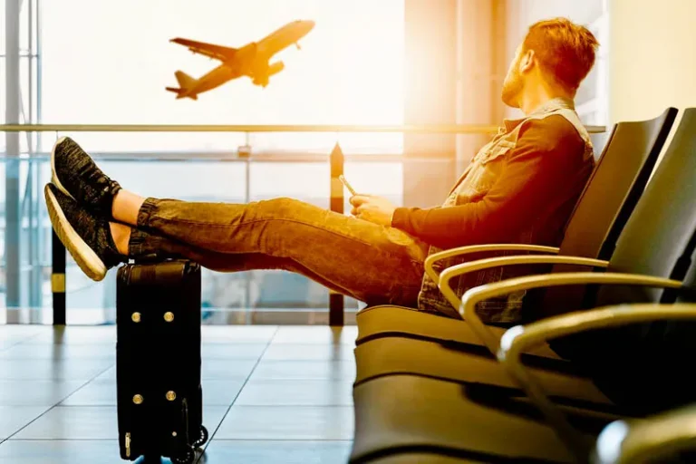 How to Pack Smart for Long-Haul Flights