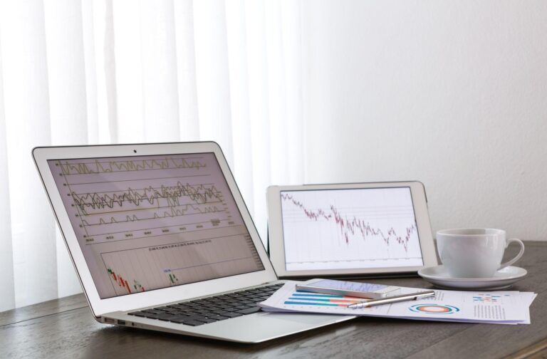 Key Insights into Forex Trading Platforms and Market Participation