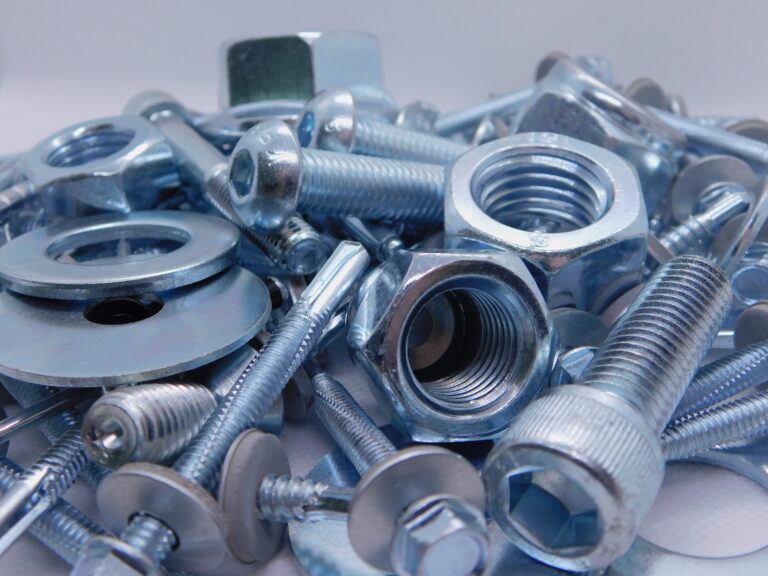Common Applications of Automotive Fastening Solutions in the Auto Industry